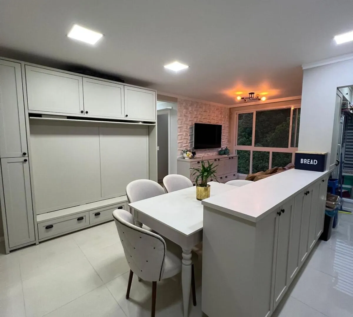 Piscina, Suite, Garagem Privativa! Excelente Apto! Balneário Camboriú 0*,